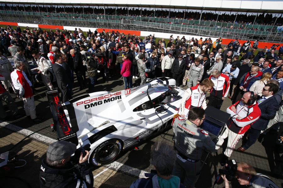  Porsche 919 Hybrid 2015 года  (фото 84 из 481)